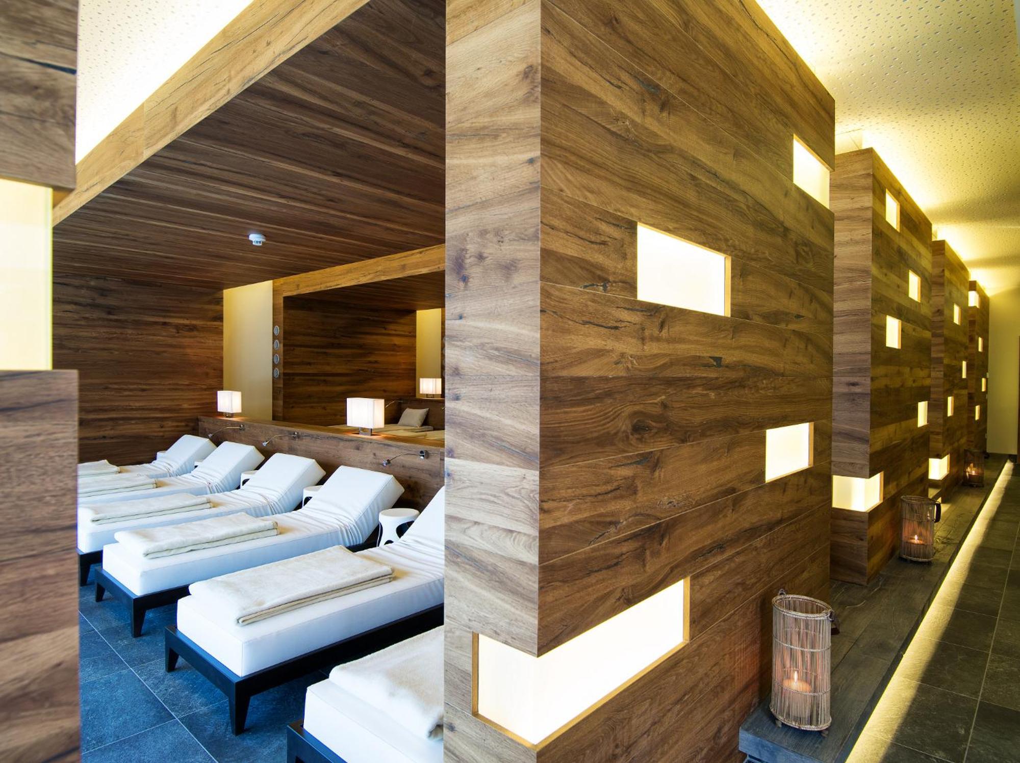 Alpinresort Valsaa - Sport & 4* Saalbach